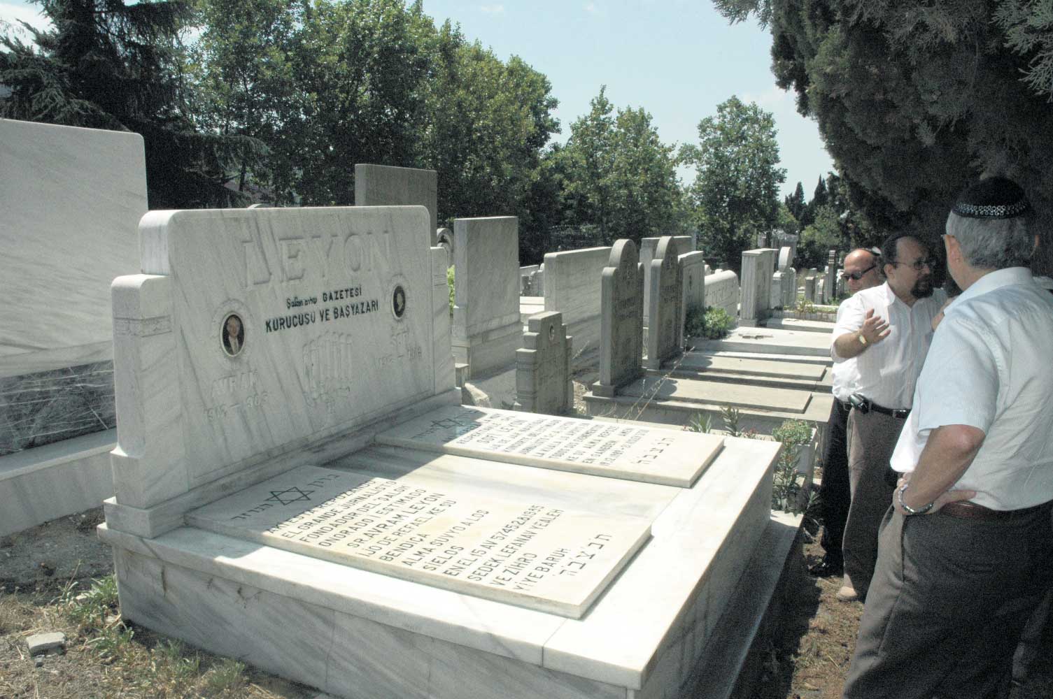 asiyan-cemetary